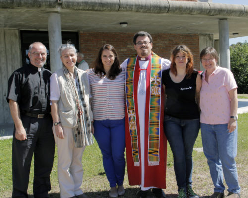 From left, the Rev. David Copley, the Episcopal Church’s officer for mission personnel, Episcopal Church-appointed missionary Monica Vega, Young Adult Service Corps missionary Kirsten Lowell, Archbishop Francisco de Assis da Silva, primate of the Province of Brazil, Young Adult Service Corps missionary Nina Boe, and Episcopal Church-appointed missionary Heidi Schmidt. Photo: Lynette Wilson/ENS