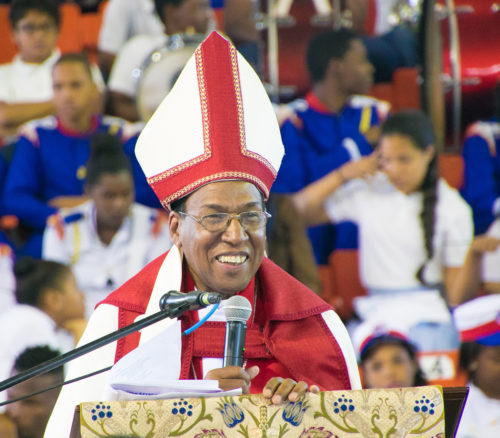 The Rt. Rev. Moisés Quezada Mota was installed bishop coadjutor of the Diocese of the Dominican Republic on Feb. 13 in Santo Domingo. Photo: Julius Ariail for the Diocese of the Dominican Republic 