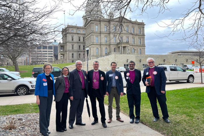 Obispos de Michigan en el día del cabildeo por la seguridad de las armas